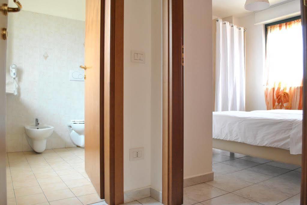 Appartamenti Rho Mailand Exterior foto