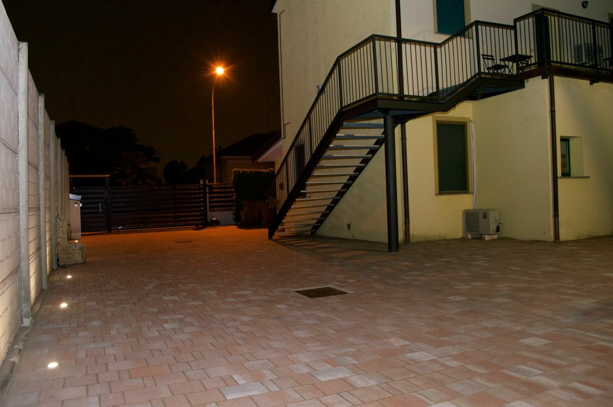 Appartamenti Rho Mailand Exterior foto